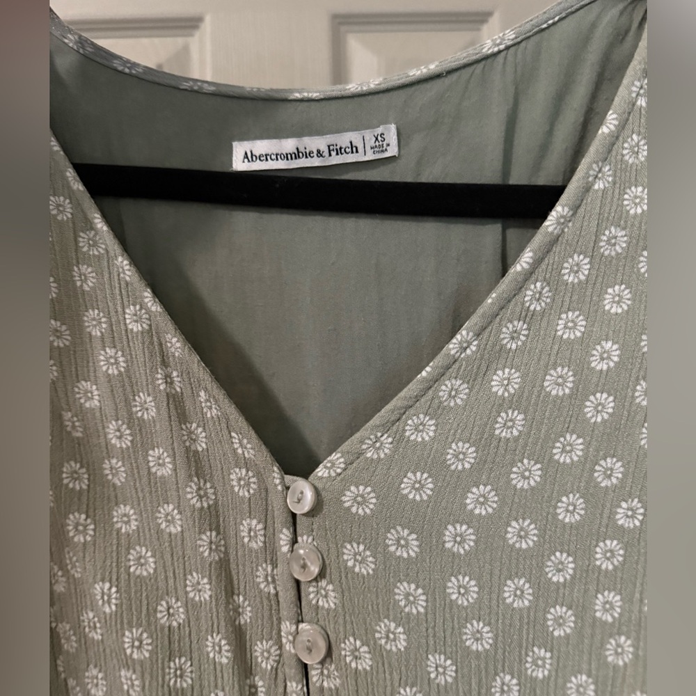 Abercrombie & Fitch Green Floral Tie-Front Dress